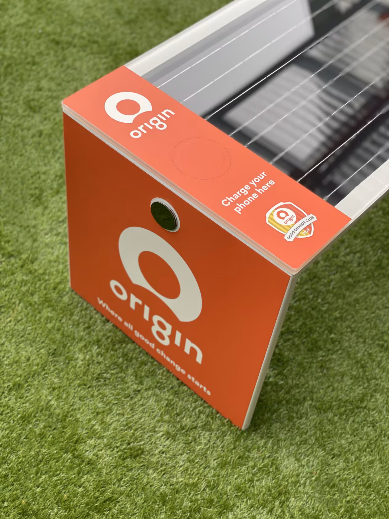 Origin Energy branded SmartBeam solar bench