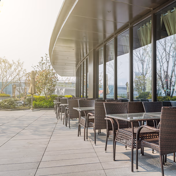 Café terraces and outdoor dining